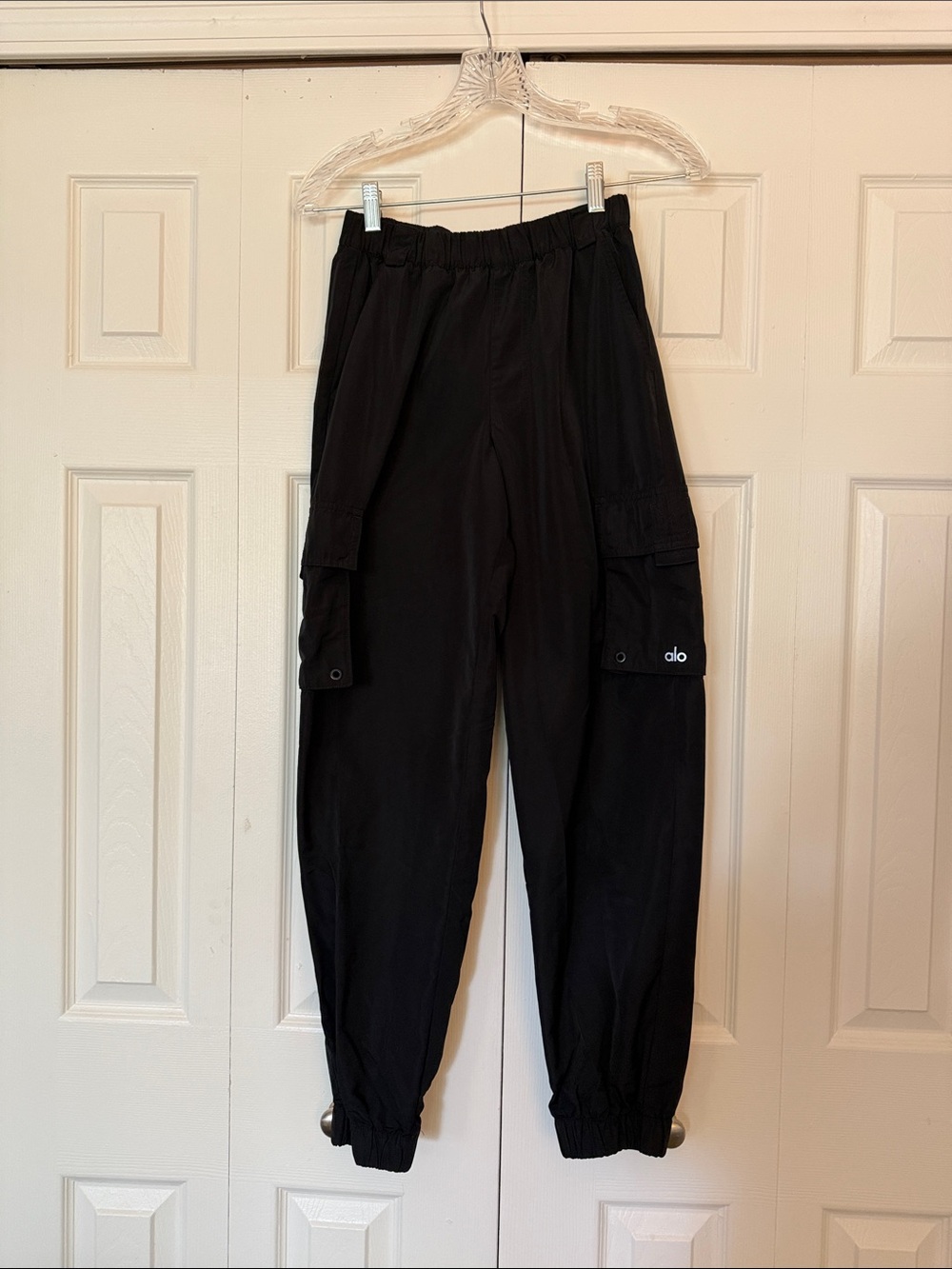 ALO Yoga Black Cargo Jogger Pants